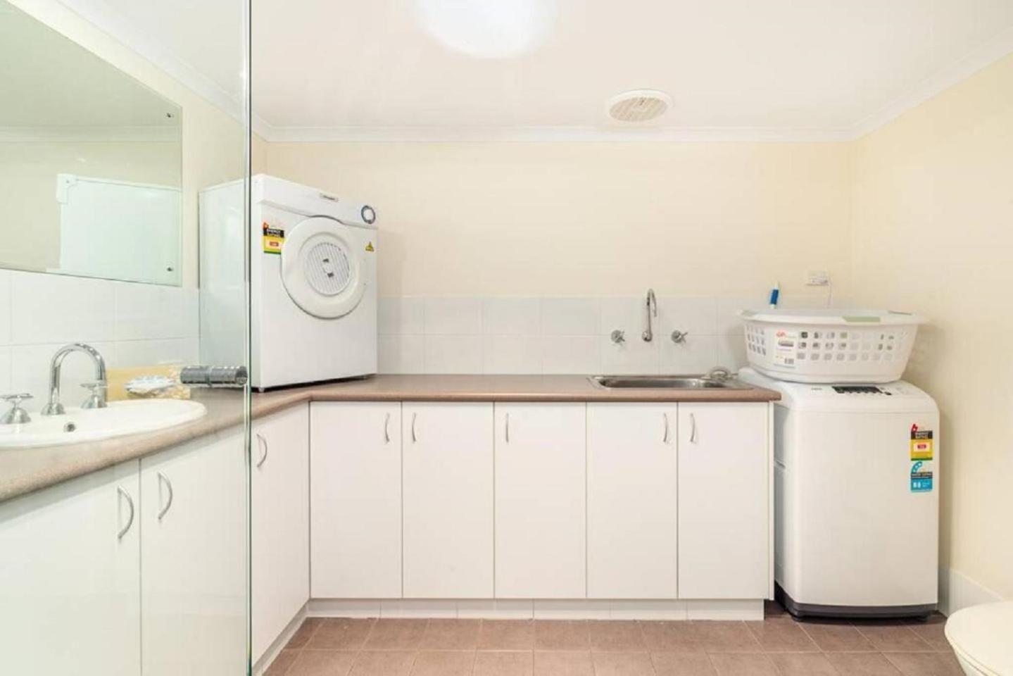 Maggies Beach House - Unit 56 At Cape View Resort บัสเซลตัน ภายนอก รูปภาพ